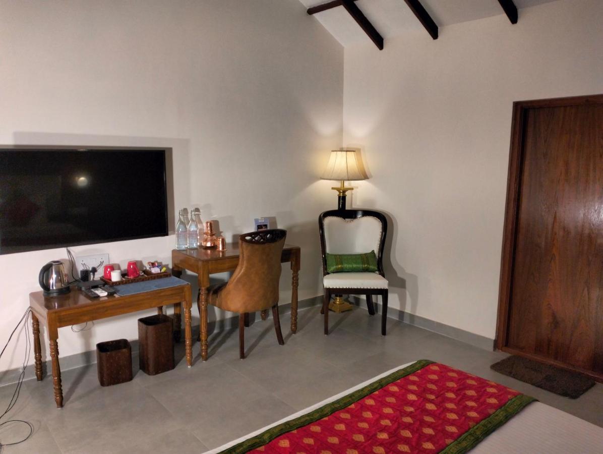 Fort Jadhavgadh -A Gadh Heritage Hotel Sasvad Exteriér fotografie