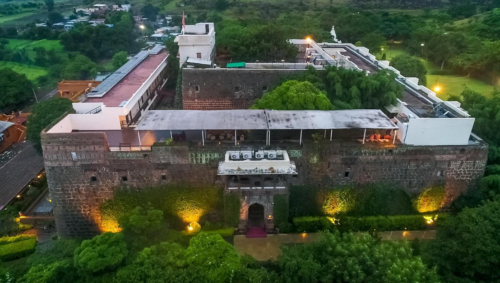 Fort Jadhavgadh -A Gadh Heritage Hotel Sasvad Exteriér fotografie