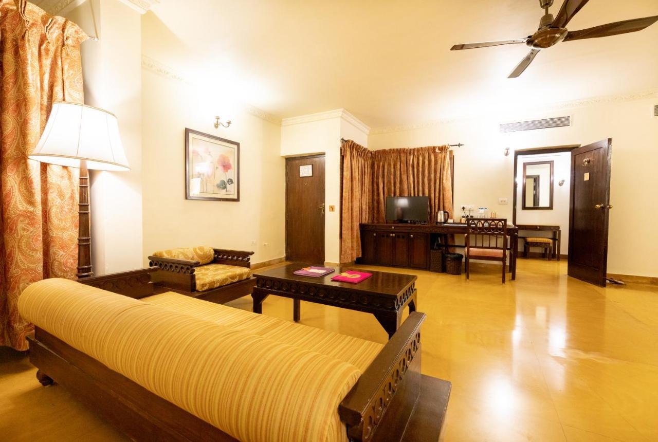 Fort Jadhavgadh -A Gadh Heritage Hotel Sasvad Exteriér fotografie