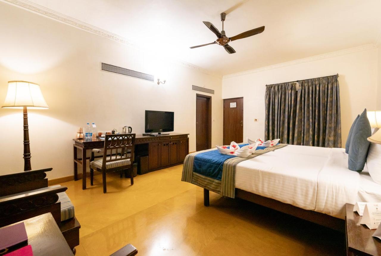 Fort Jadhavgadh -A Gadh Heritage Hotel Sasvad Exteriér fotografie