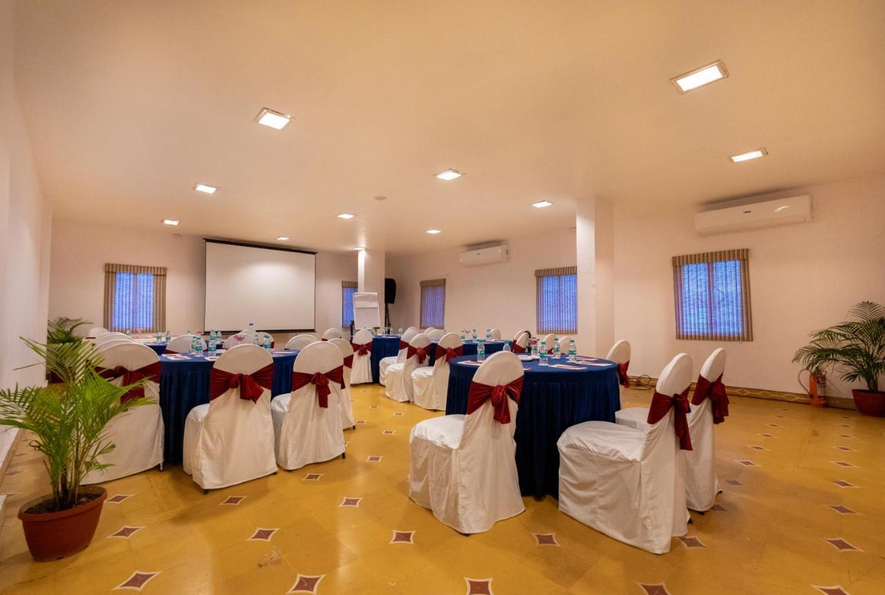 Fort Jadhavgadh -A Gadh Heritage Hotel Sasvad Exteriér fotografie
