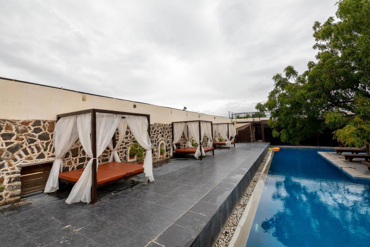 Fort Jadhavgadh -A Gadh Heritage Hotel Sasvad Exteriér fotografie